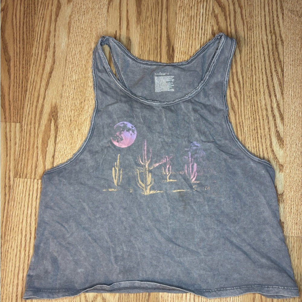 Colsie Gray Desert Scene Tank Top